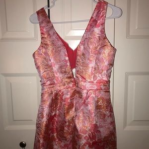 Sans Souci pink floral short dress size small